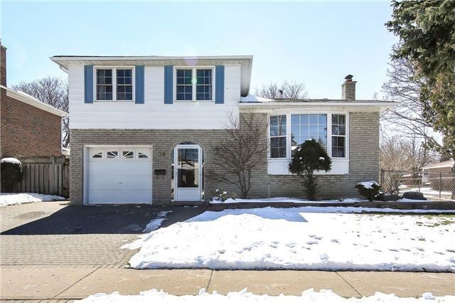 26 Deepdale Dr, #Bsmt