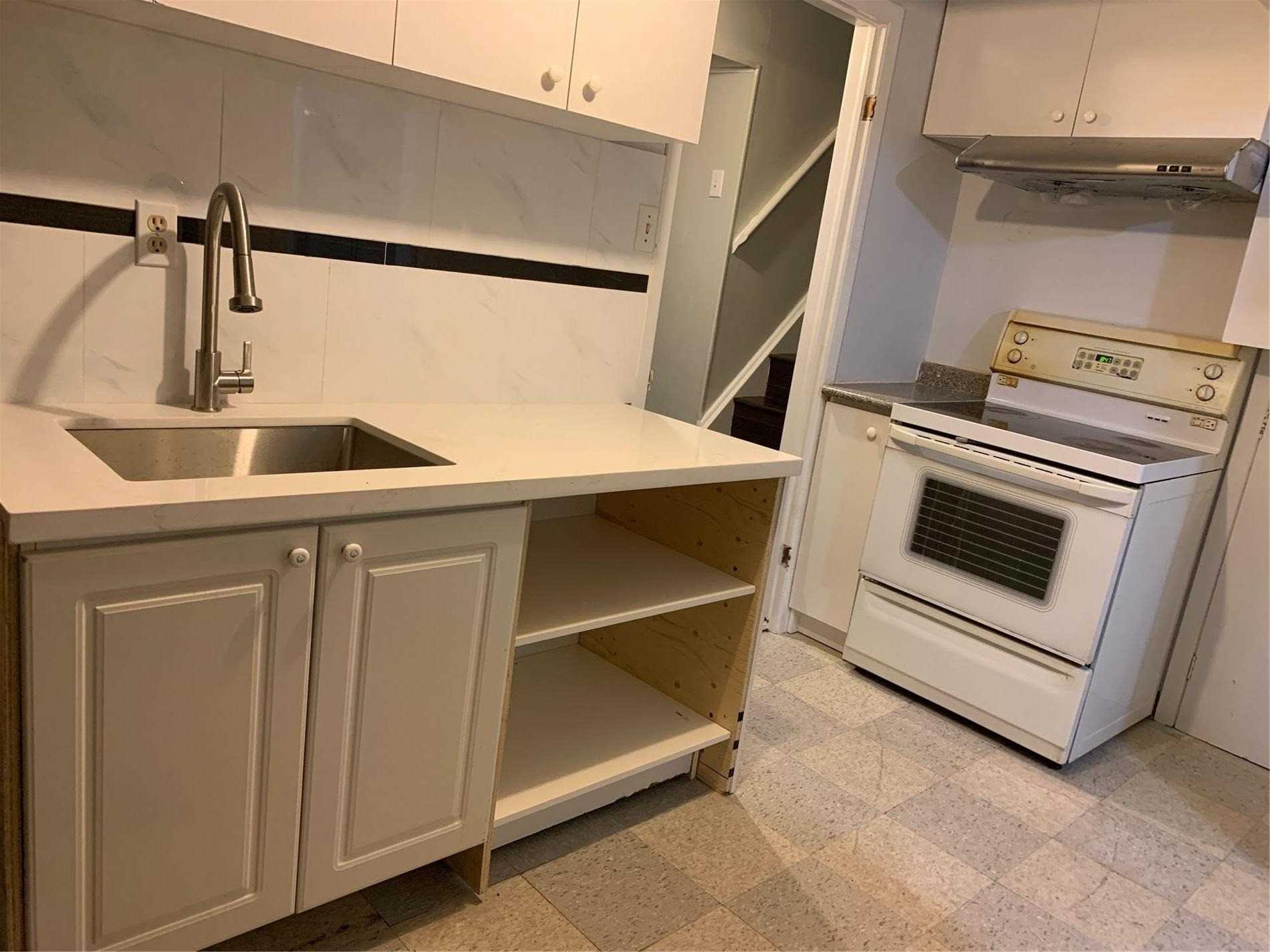 26 Deepdale Dr, #Bsmt