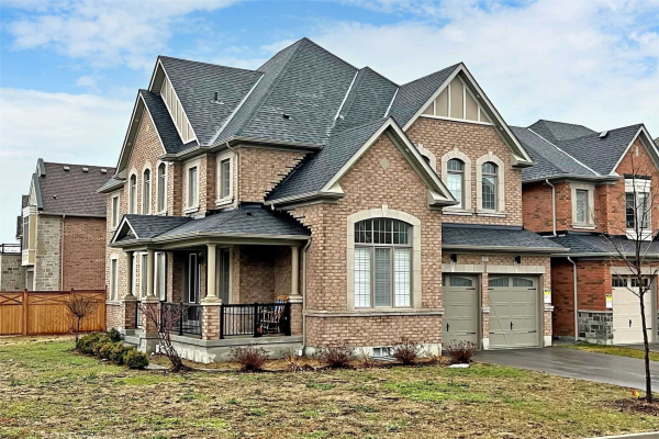 27 Beaverdams Dr, Whitby