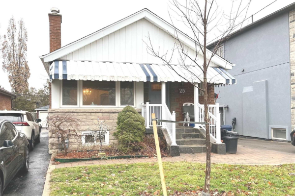 25 Treadway Blvd, Toronto