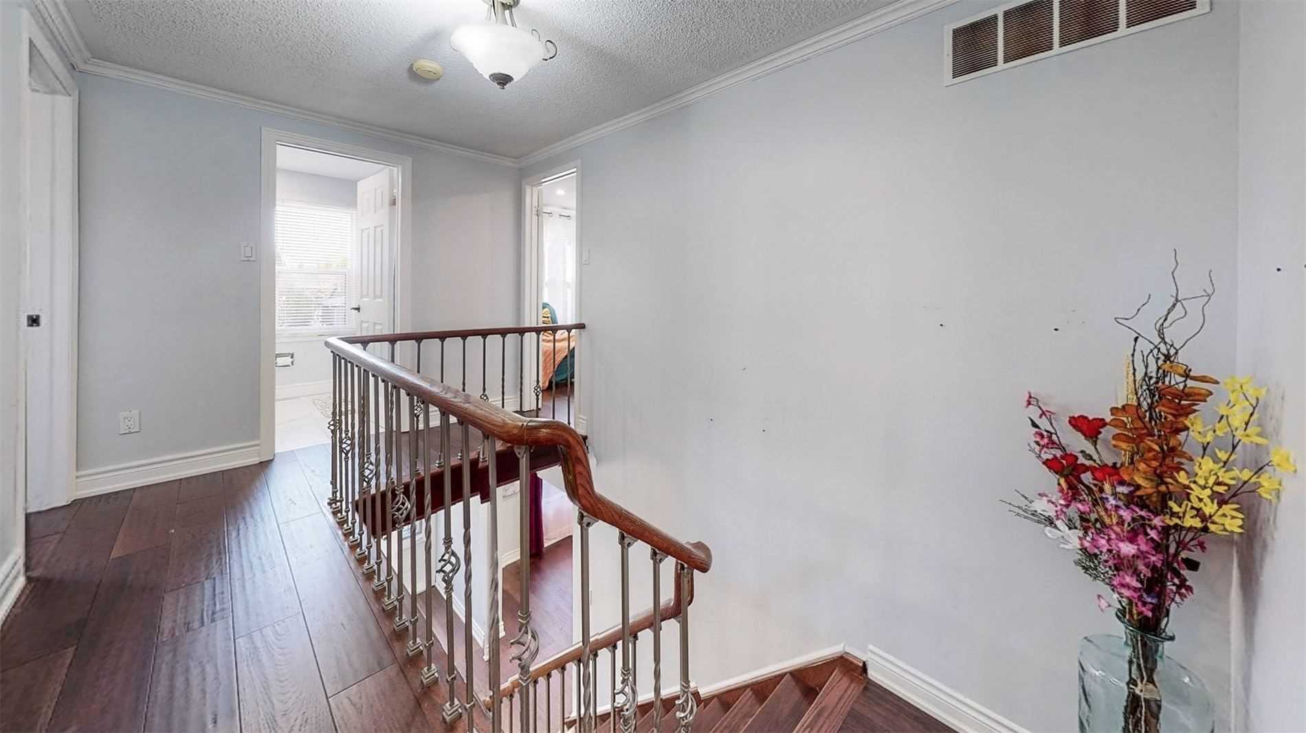 Listing E5869912 - Large Photo # 29