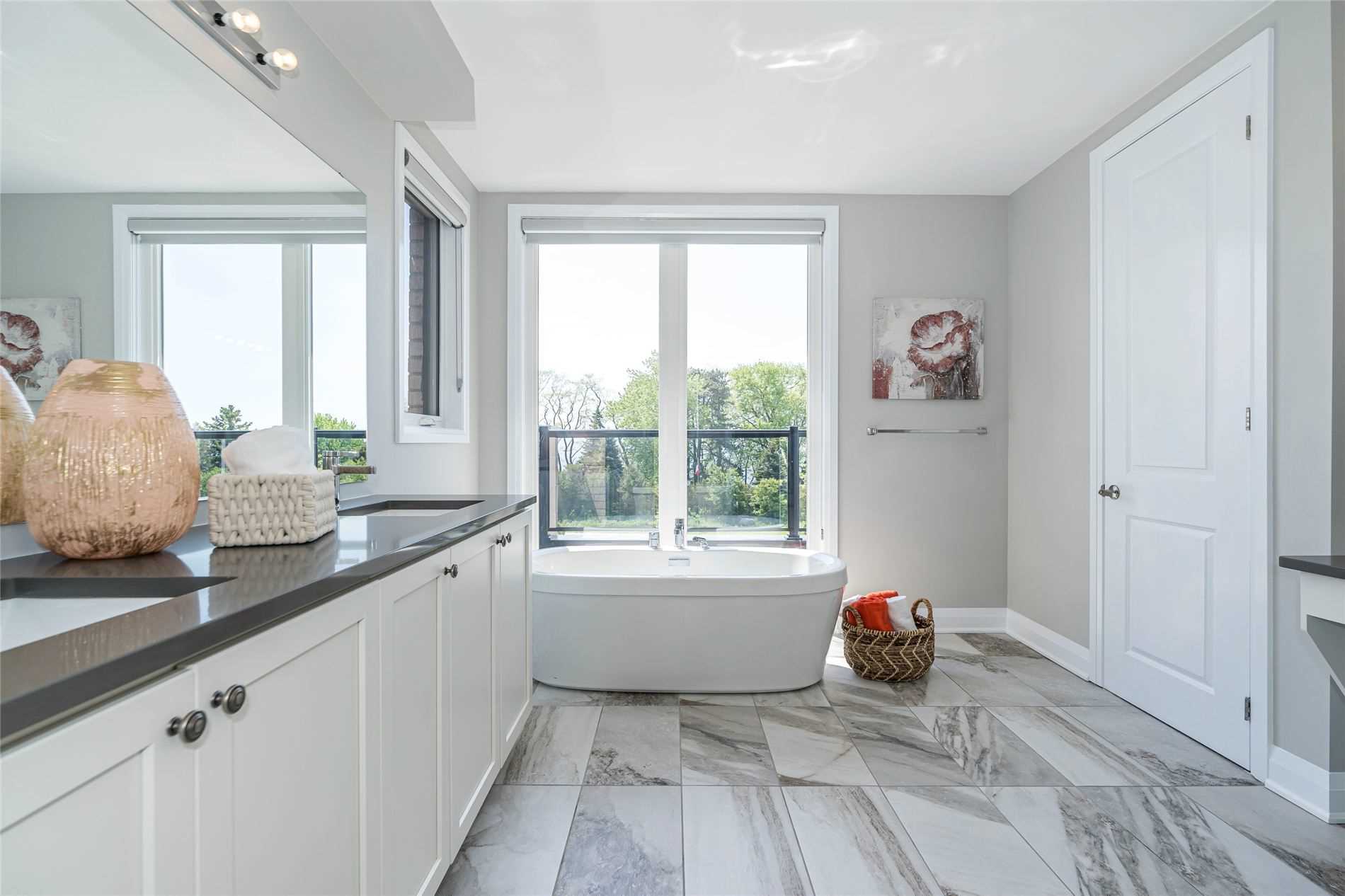 215 Port Darlington Rd