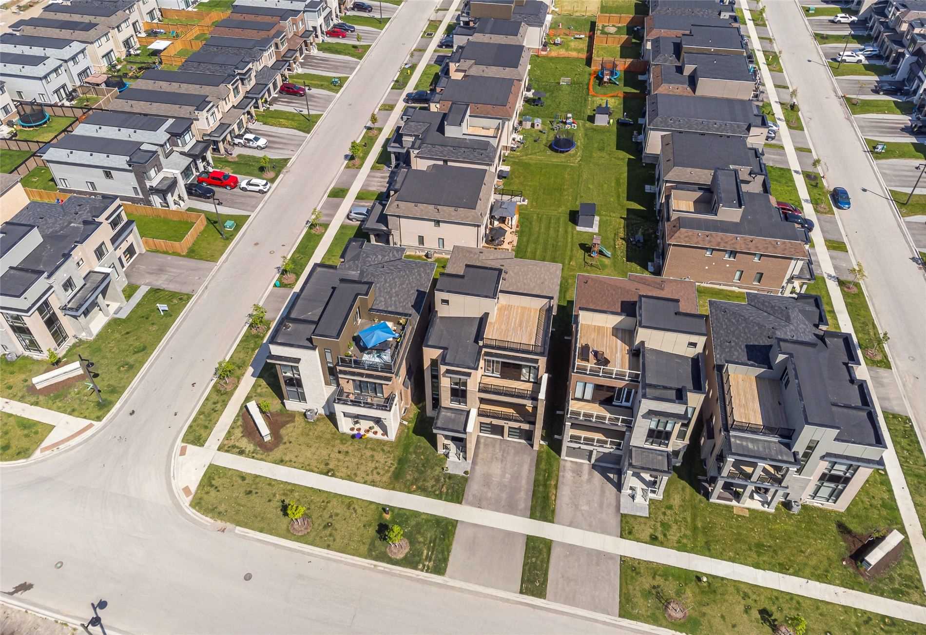 215 Port Darlington Rd