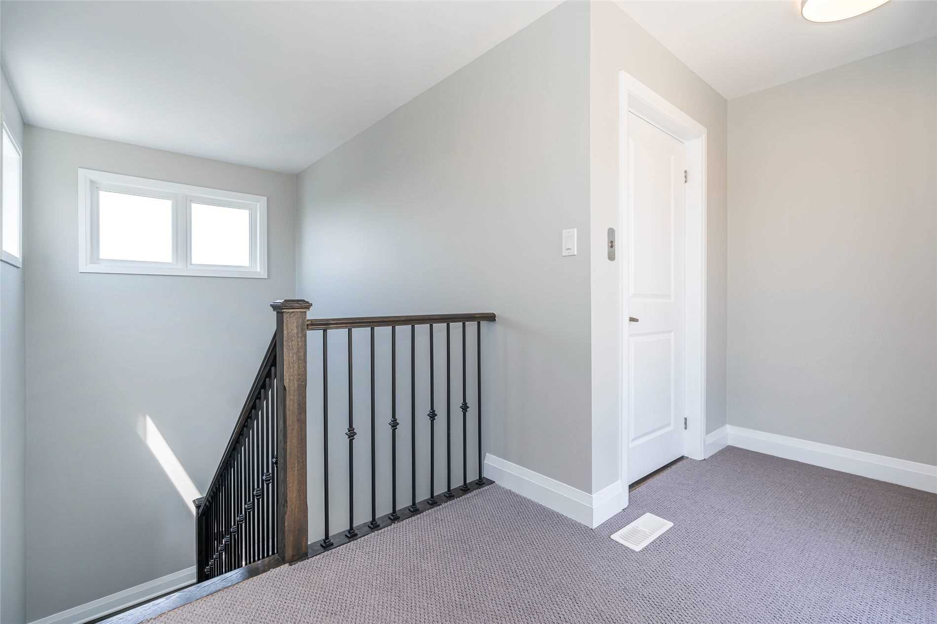 215 Port Darlington Rd