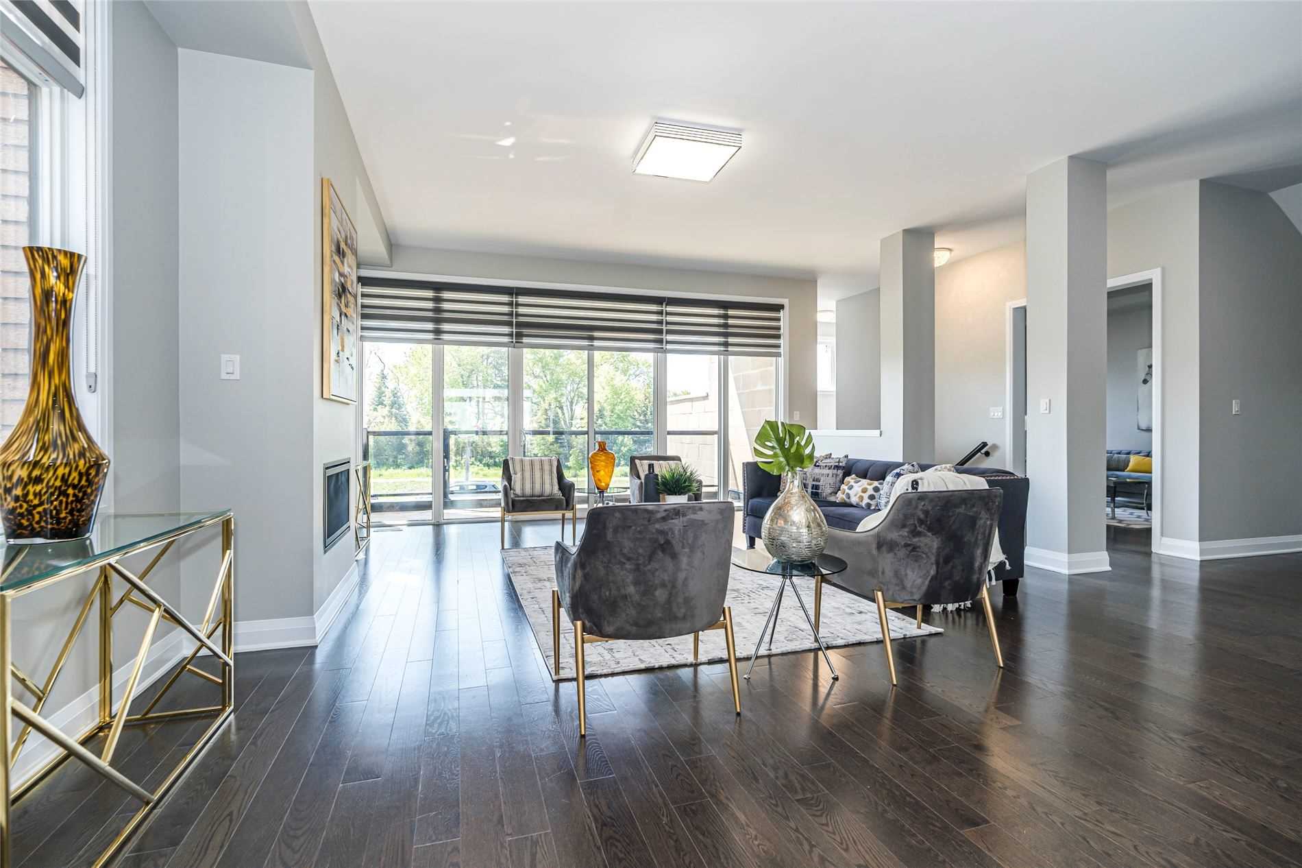 215 Port Darlington Rd