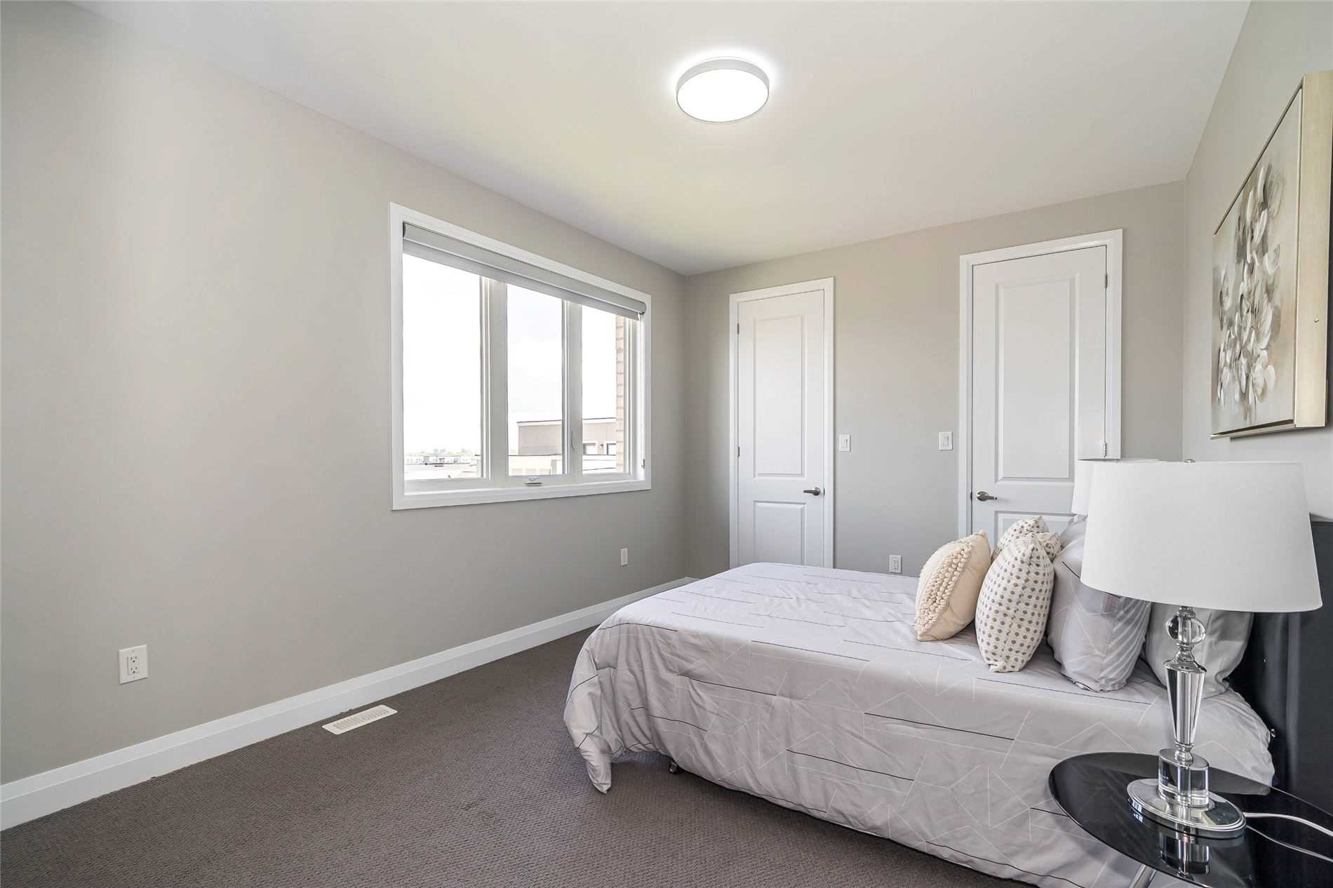 215 Port Darlington Rd