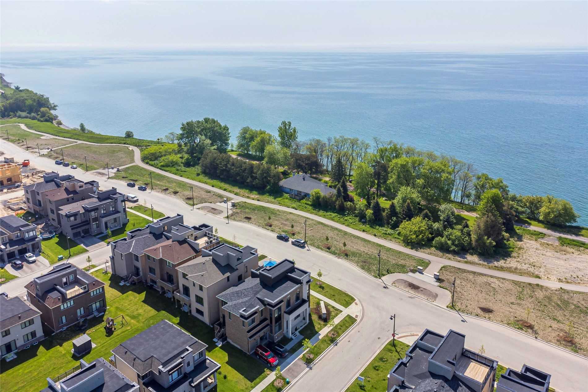 215 Port Darlington Rd