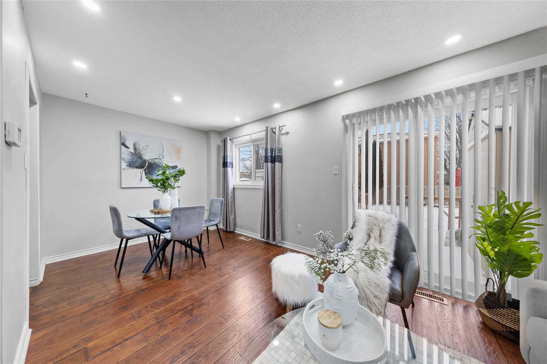 99 Radford Dr