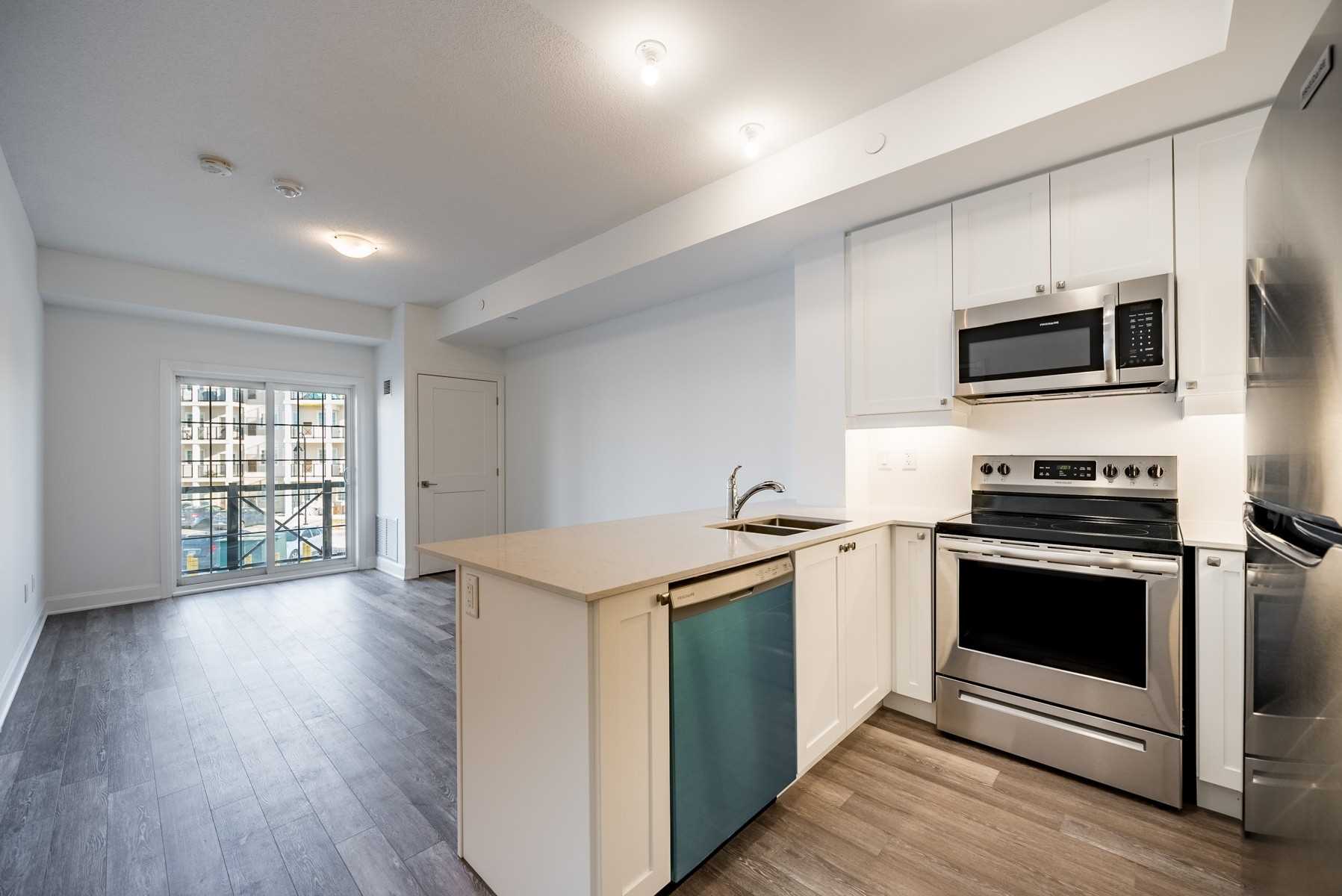 50 Lakebreeze Drive, #222