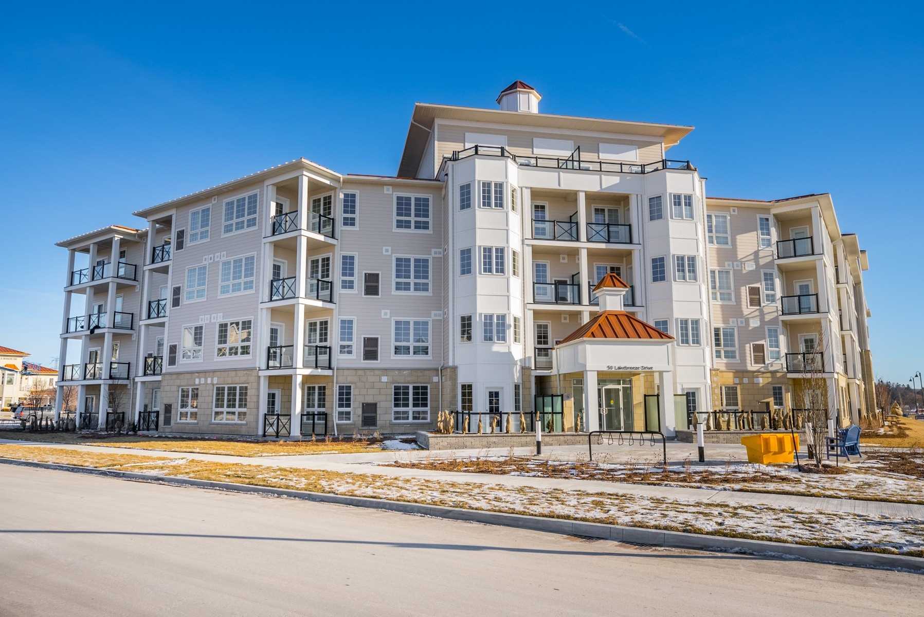 50 Lakebreeze Drive, #222