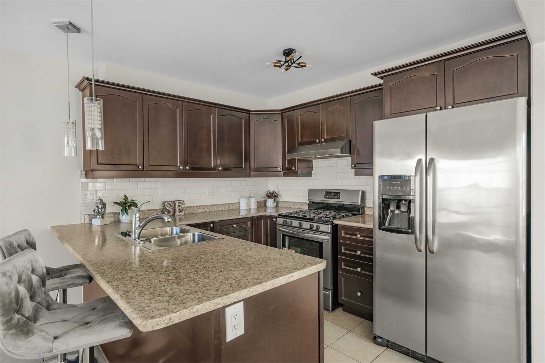 Listing E5873328 - Large Photo # 9