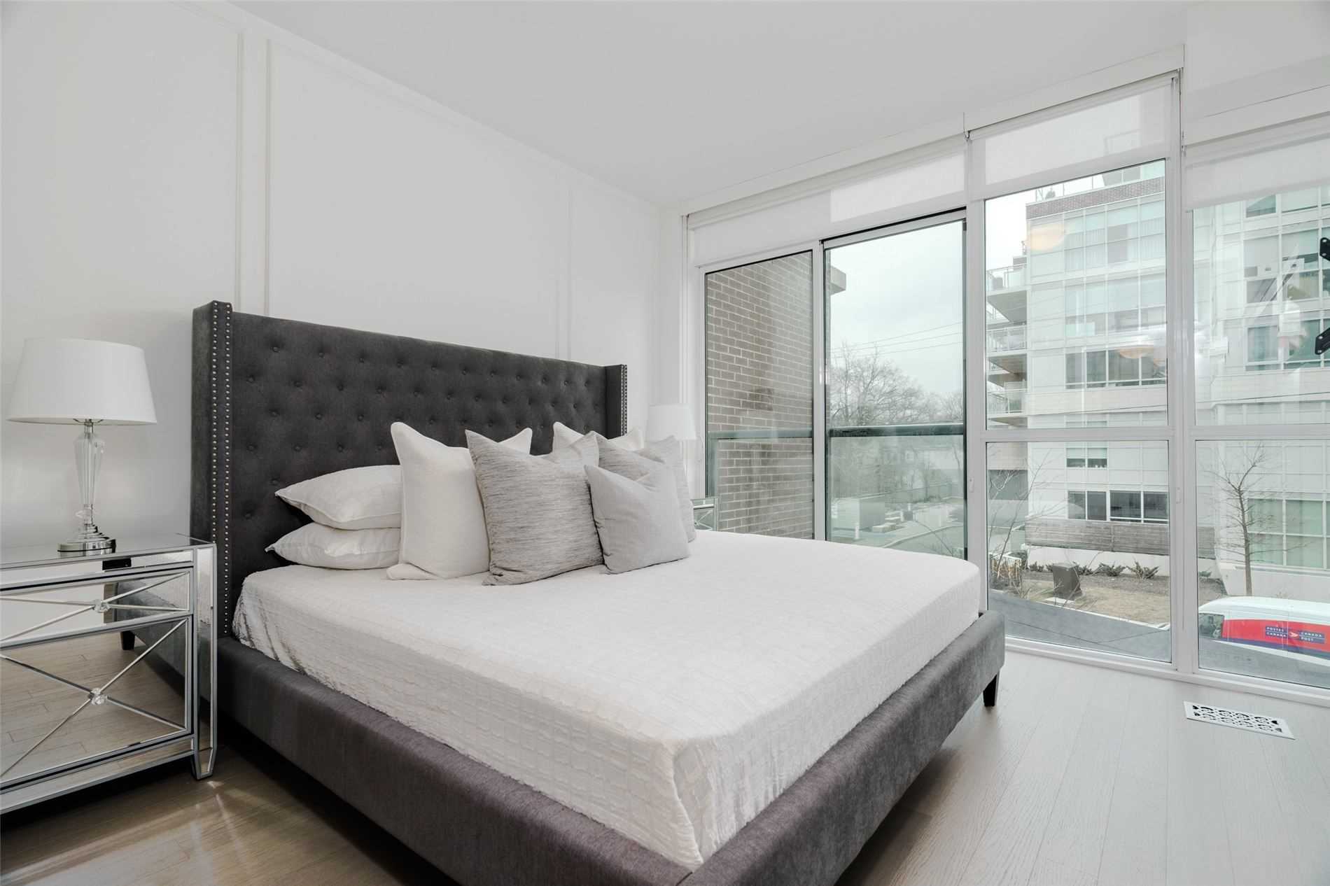 2A Queensbury Avenue, #102