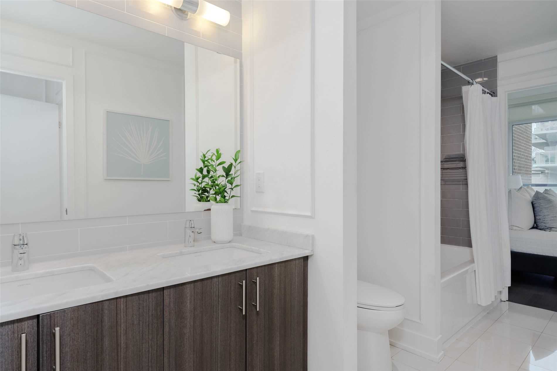 2A Queensbury Avenue, #102