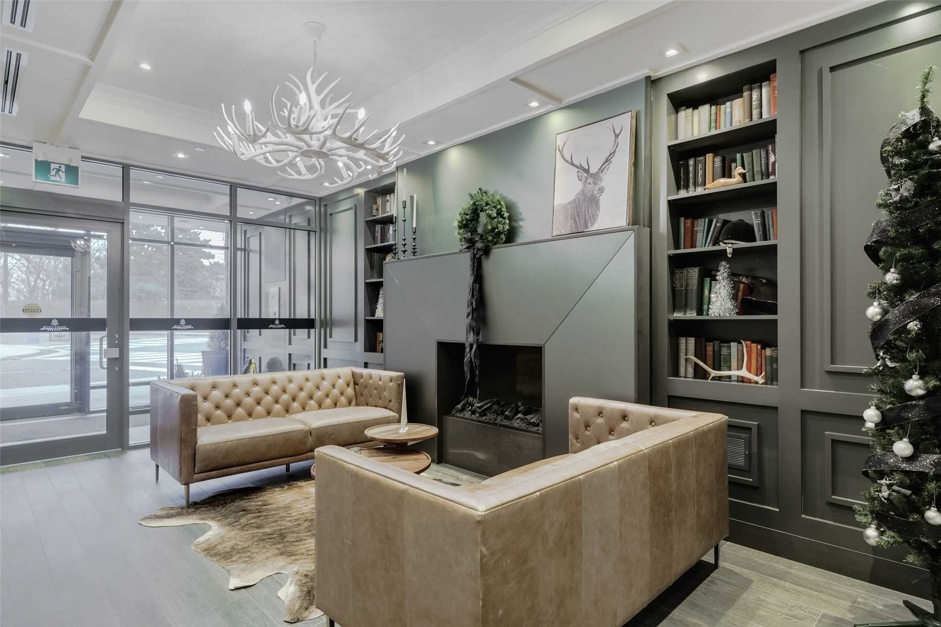 2A Queensbury Avenue, #102