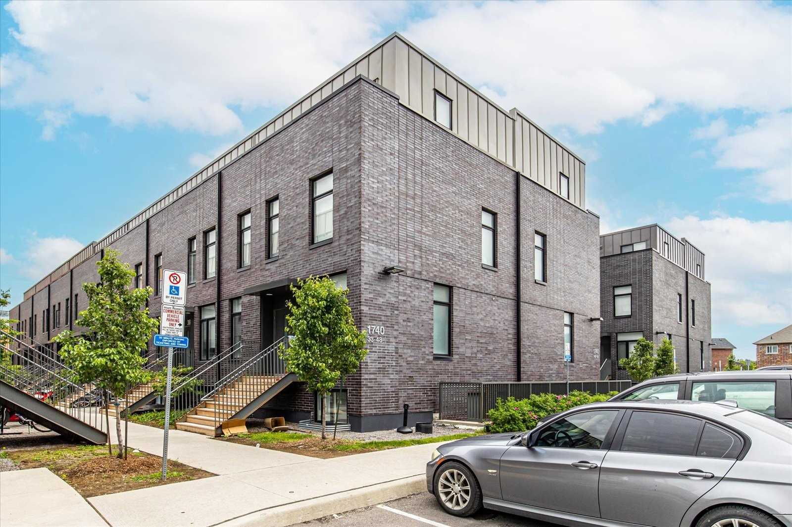 1740 Simcoe Street N, #40