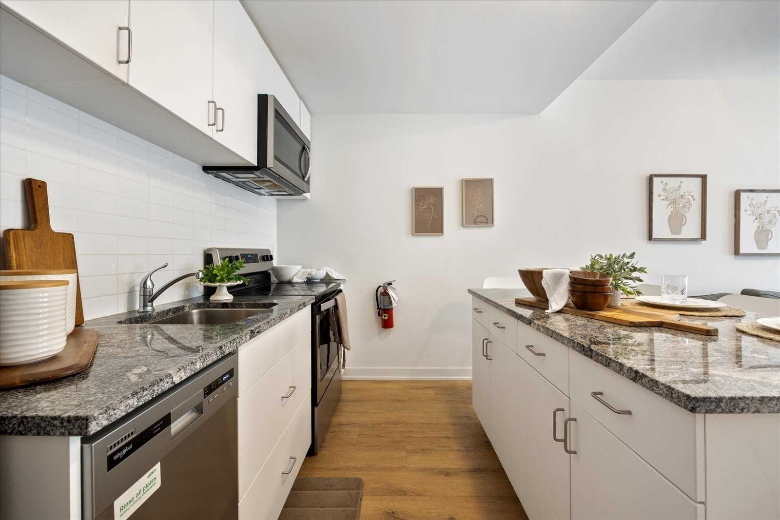 1740 Simcoe Street N, #40