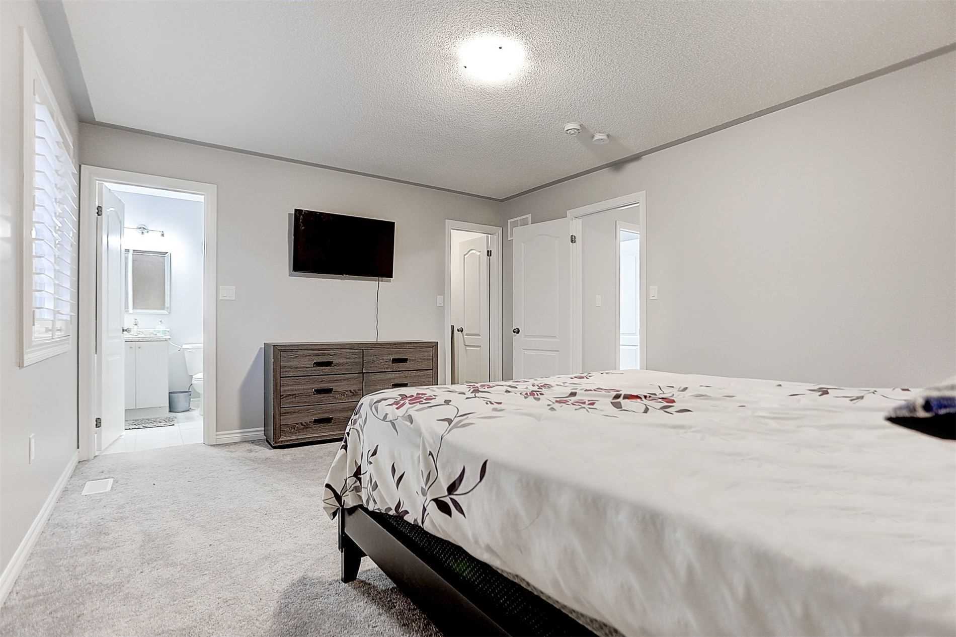 Listing E5874991 - Large Photo # 30