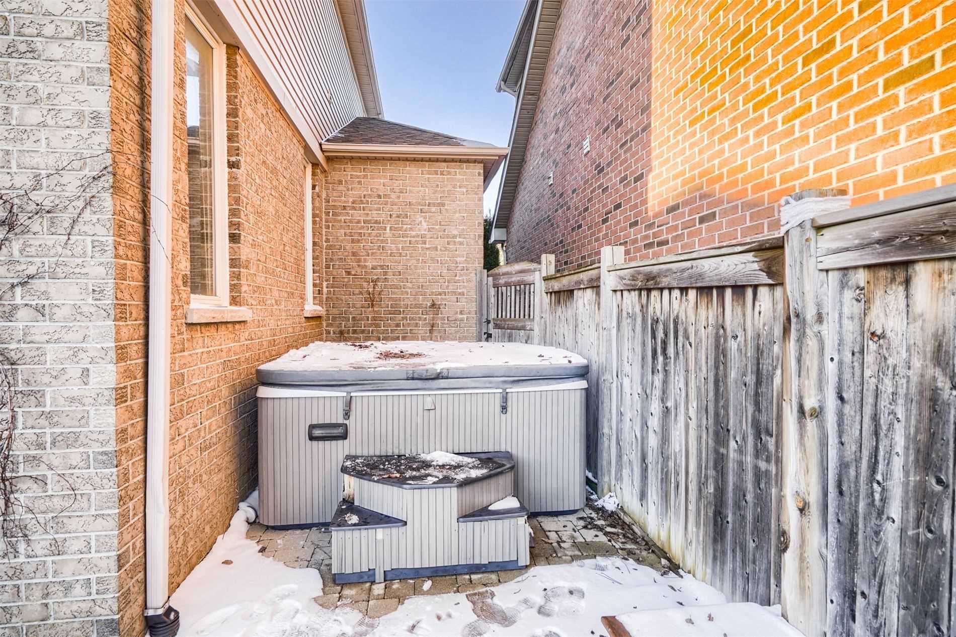 Listing E5875960 - Large Photo # 40
