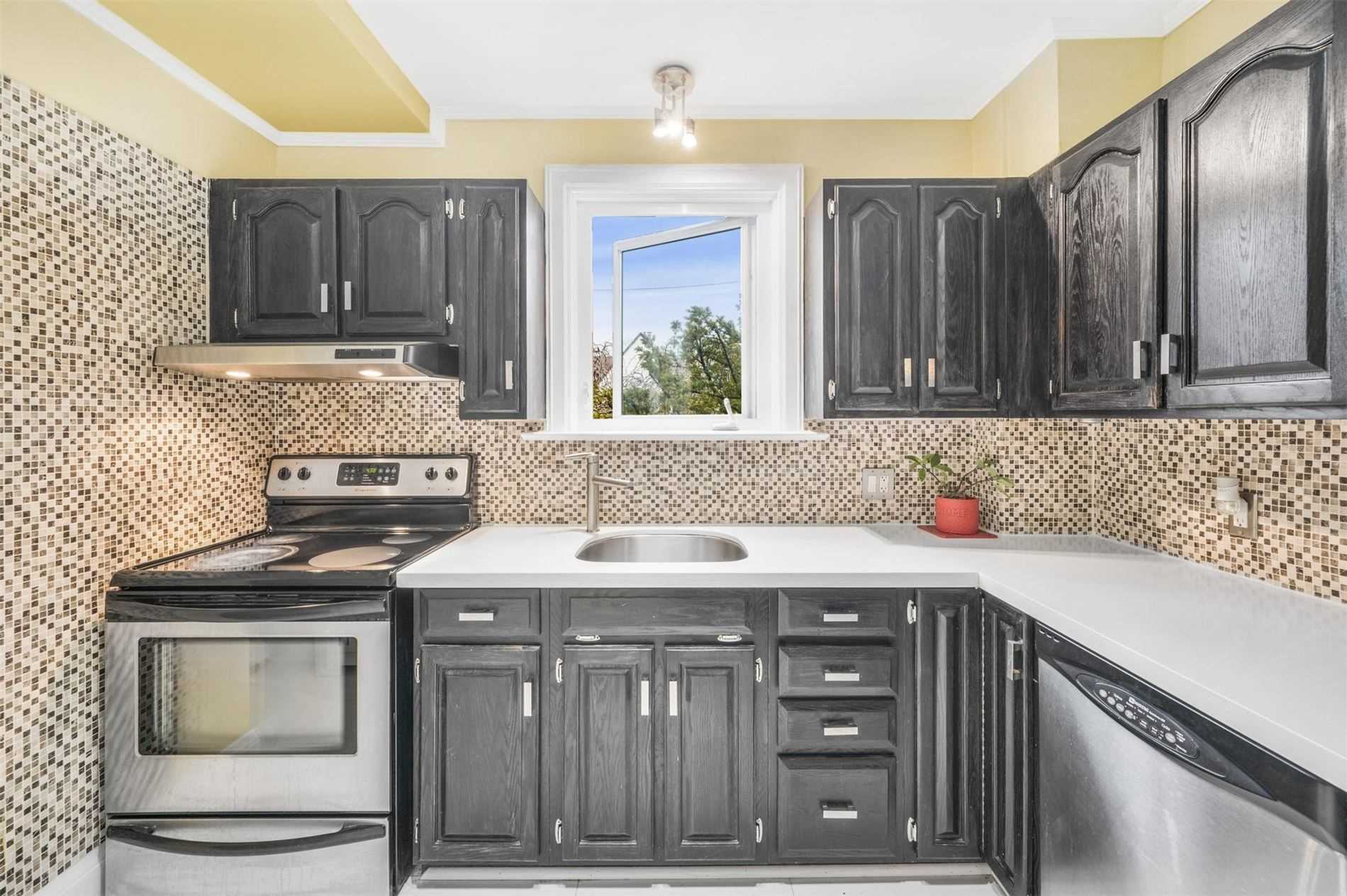 Listing E5877659 - Large Photo # 14