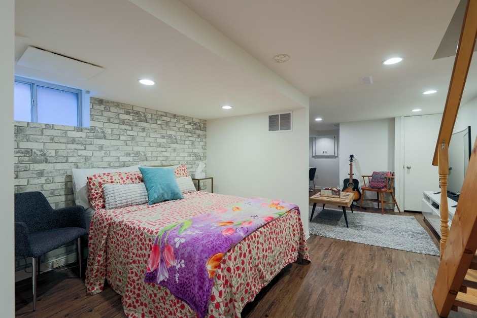 93 Glenmount Park Rd