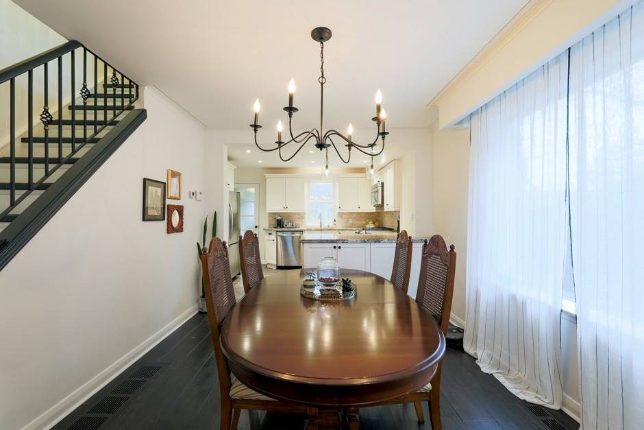 93 Glenmount Park Rd