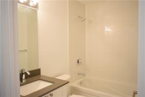 50 Lakebreeze Dr, #225