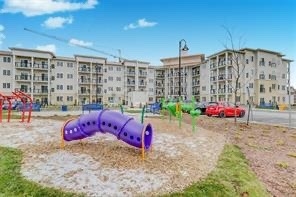 50 Lakebreeze Dr, #225