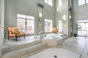 50 Lakebreeze Dr, #225