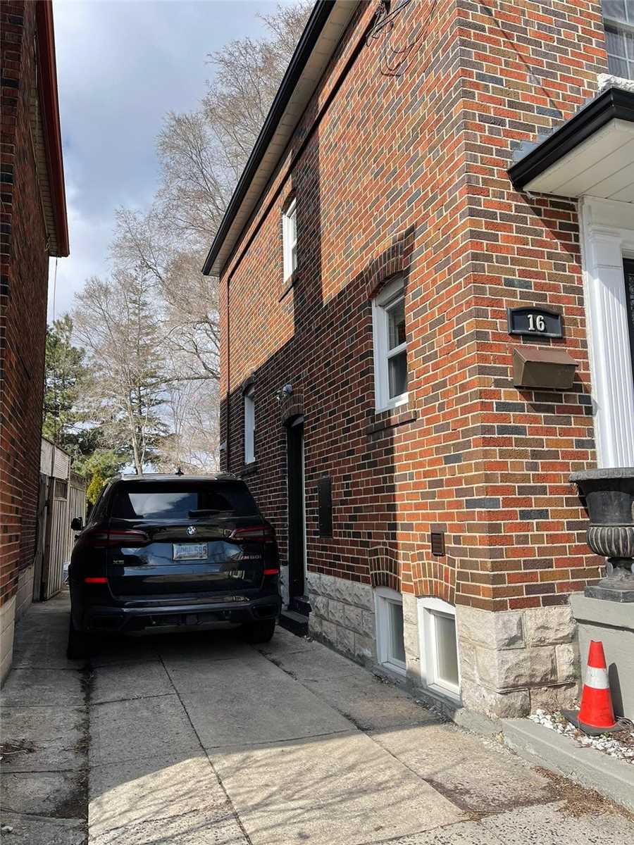 16 Don Mills Road