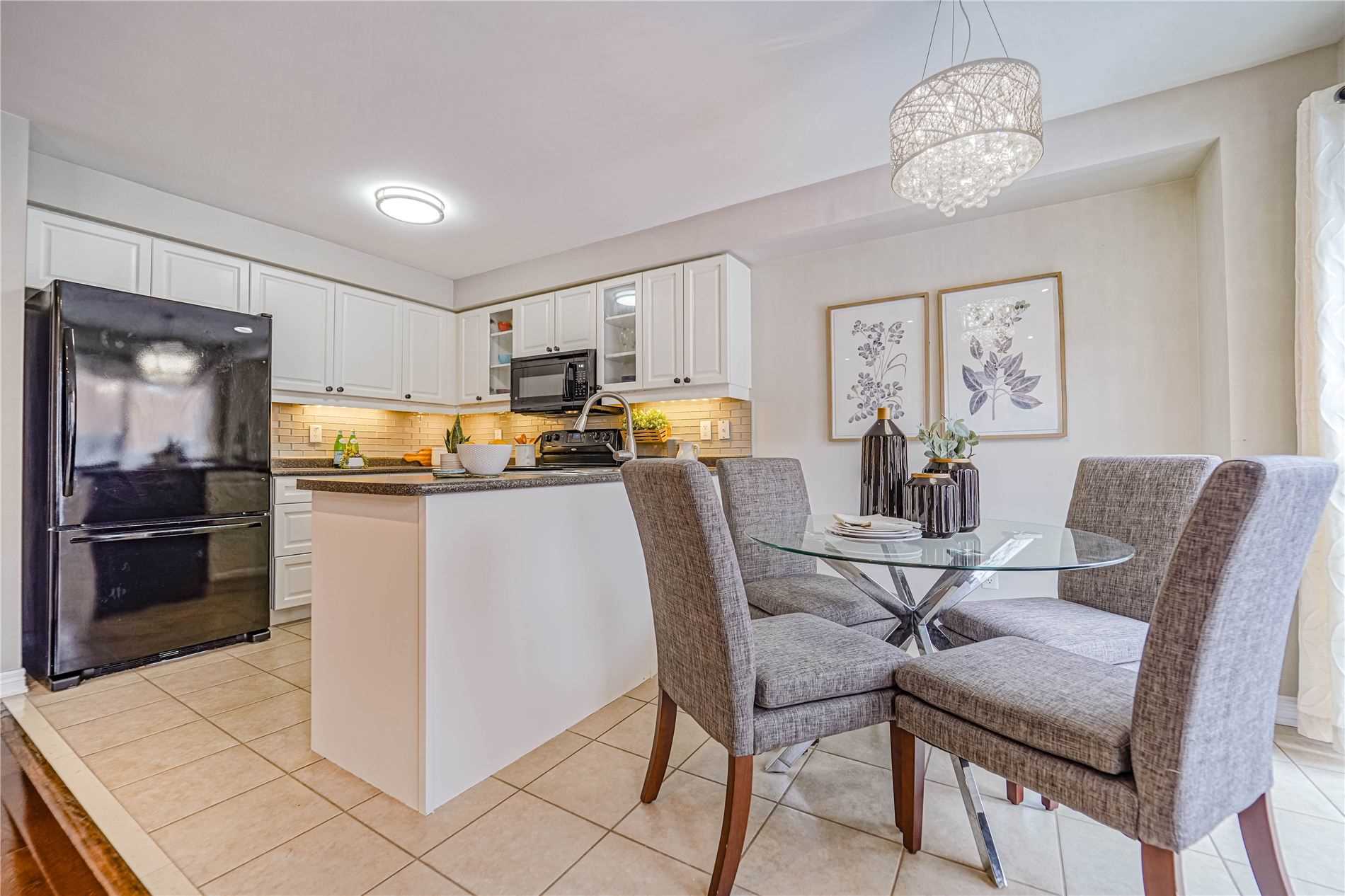 54 Westray Cres