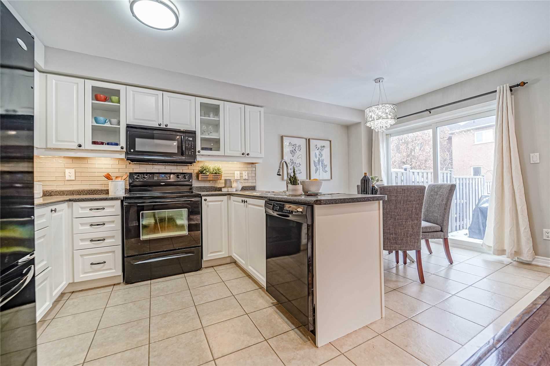 54 Westray Cres