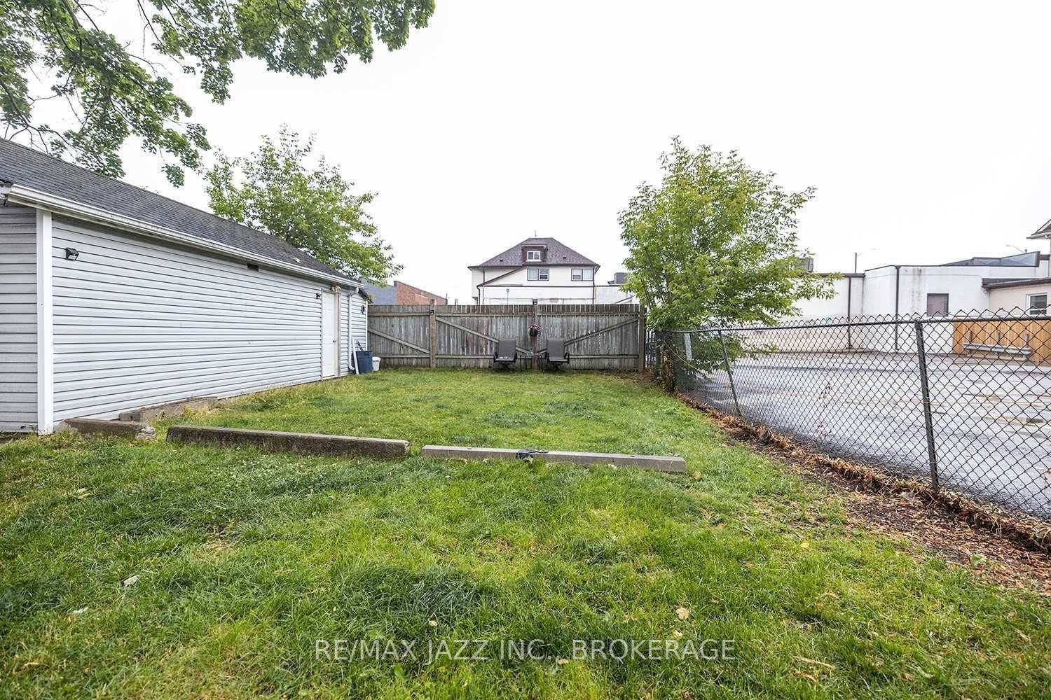 Listing E5879804 - Large Photo # 34