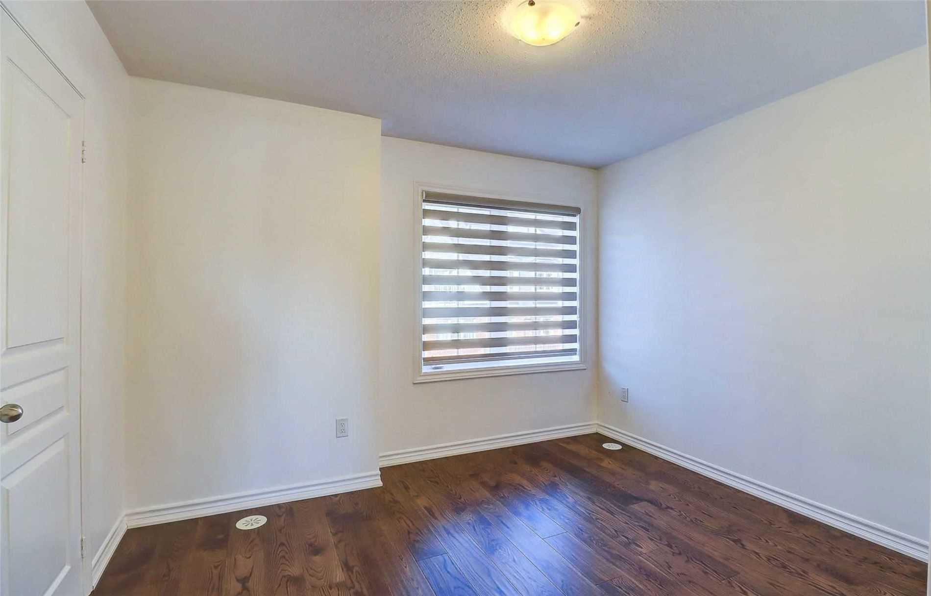 5 Eaton Park Lane, #7