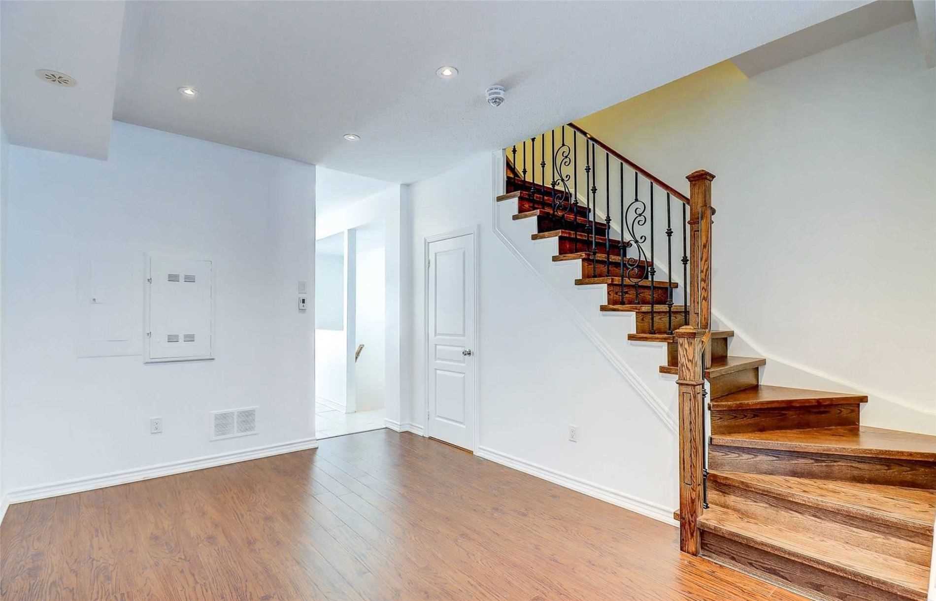5 Eaton Park Lane, #7