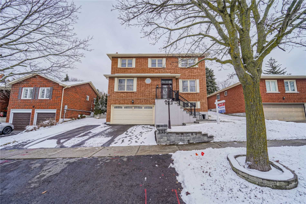 235 Glen Hill Dr, Whitby