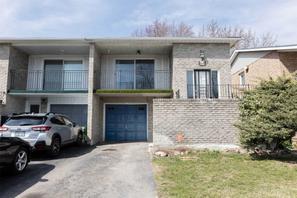64 Lionhead Tr, Toronto