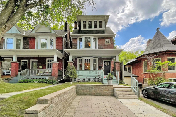 202 Waverley Rd W, Toronto