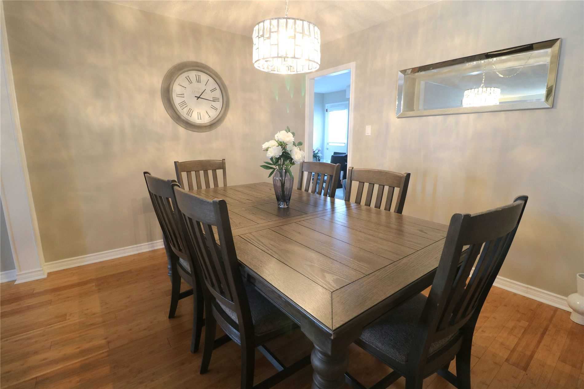 8 Deerfield Court