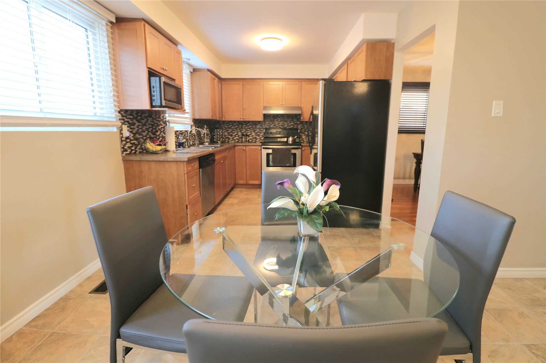 8 Deerfield Court
