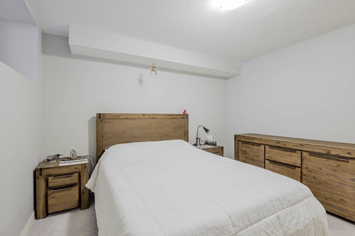 Listing E5886213 - Large Photo # 15