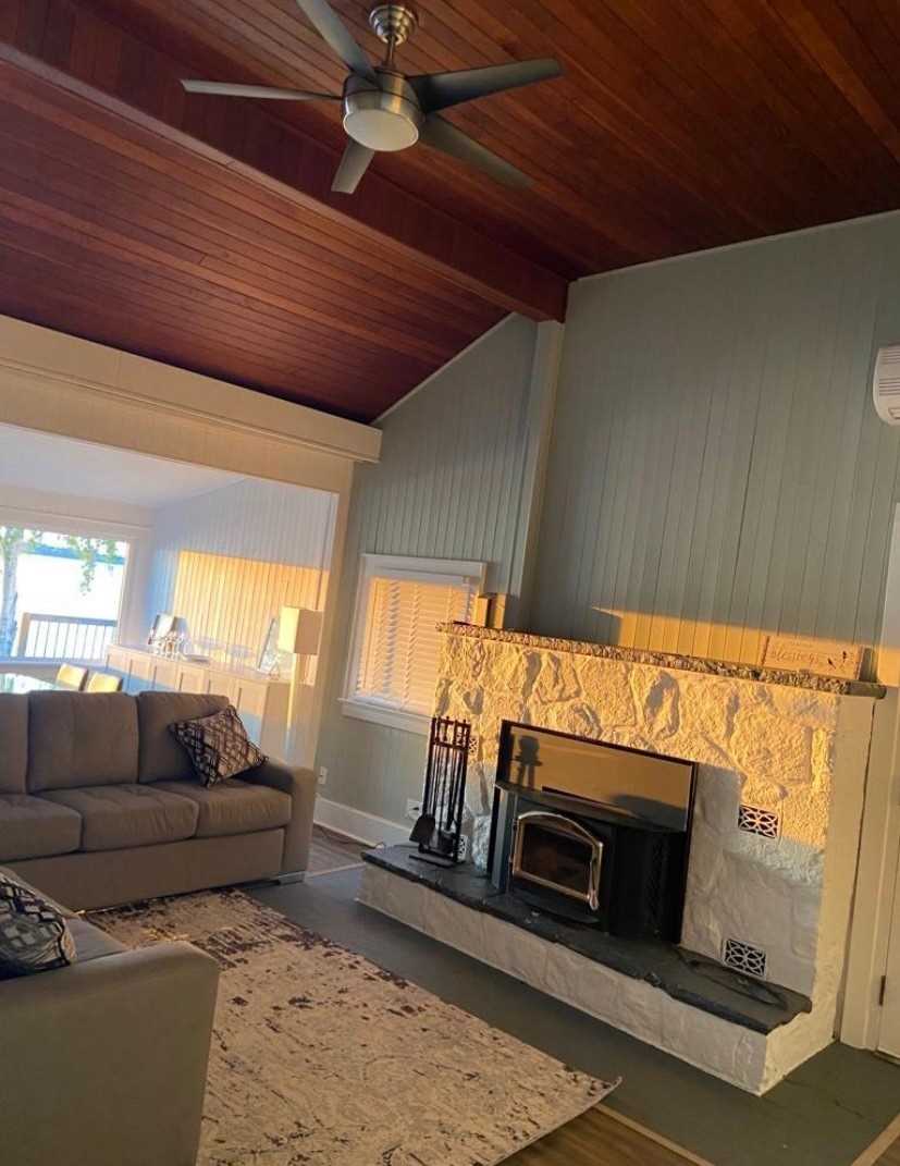 232 Williams Point Rd