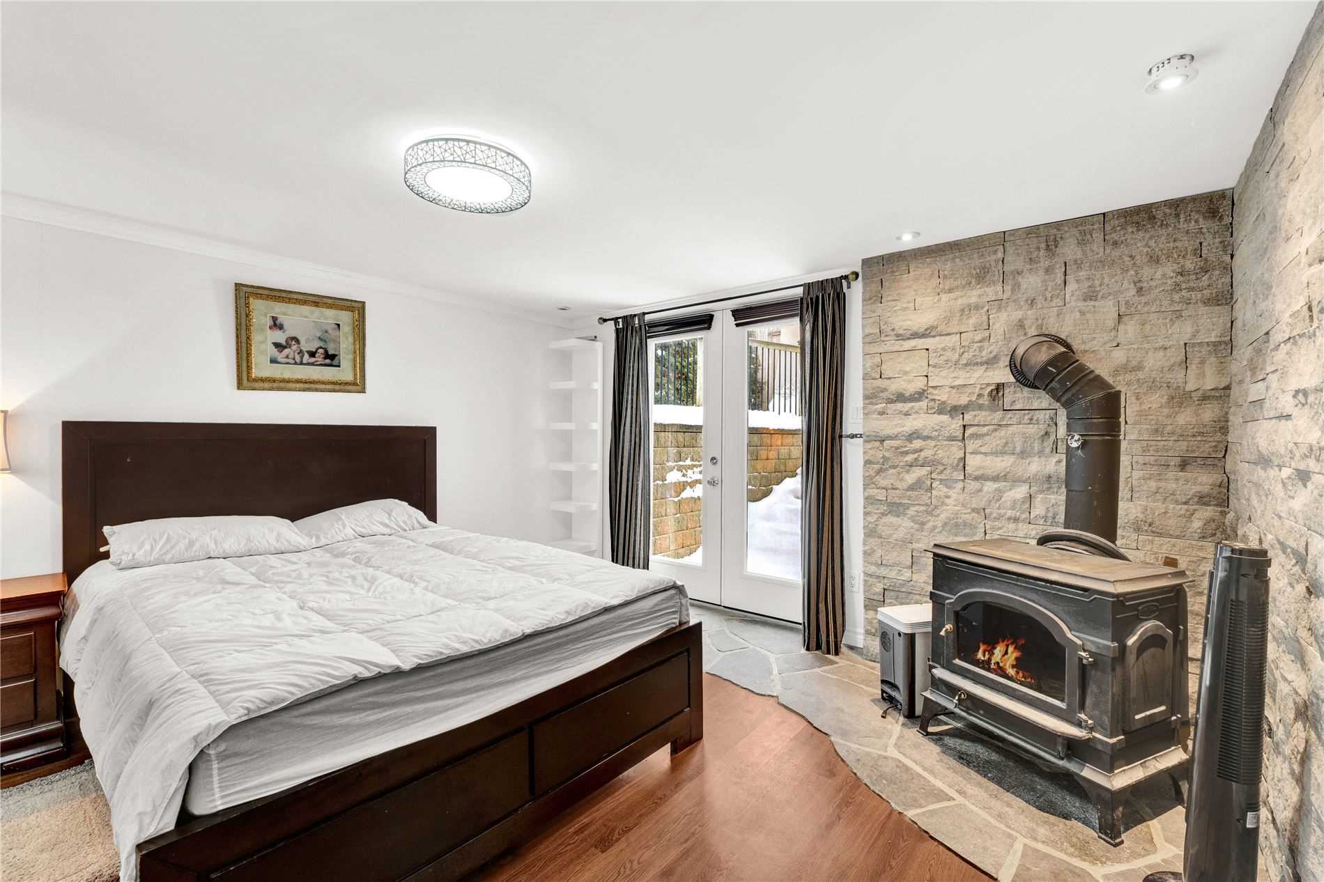31 Strike Avenue