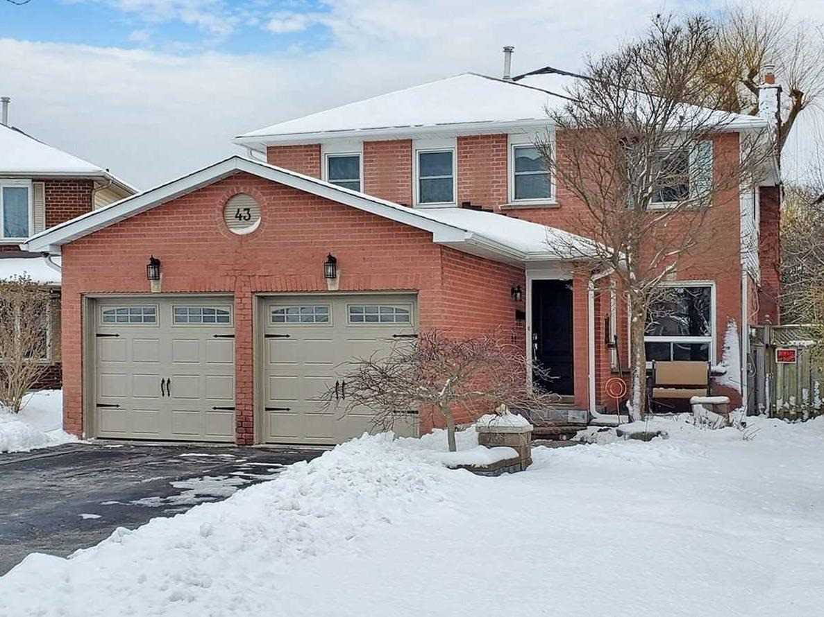 43 Walker Crescent