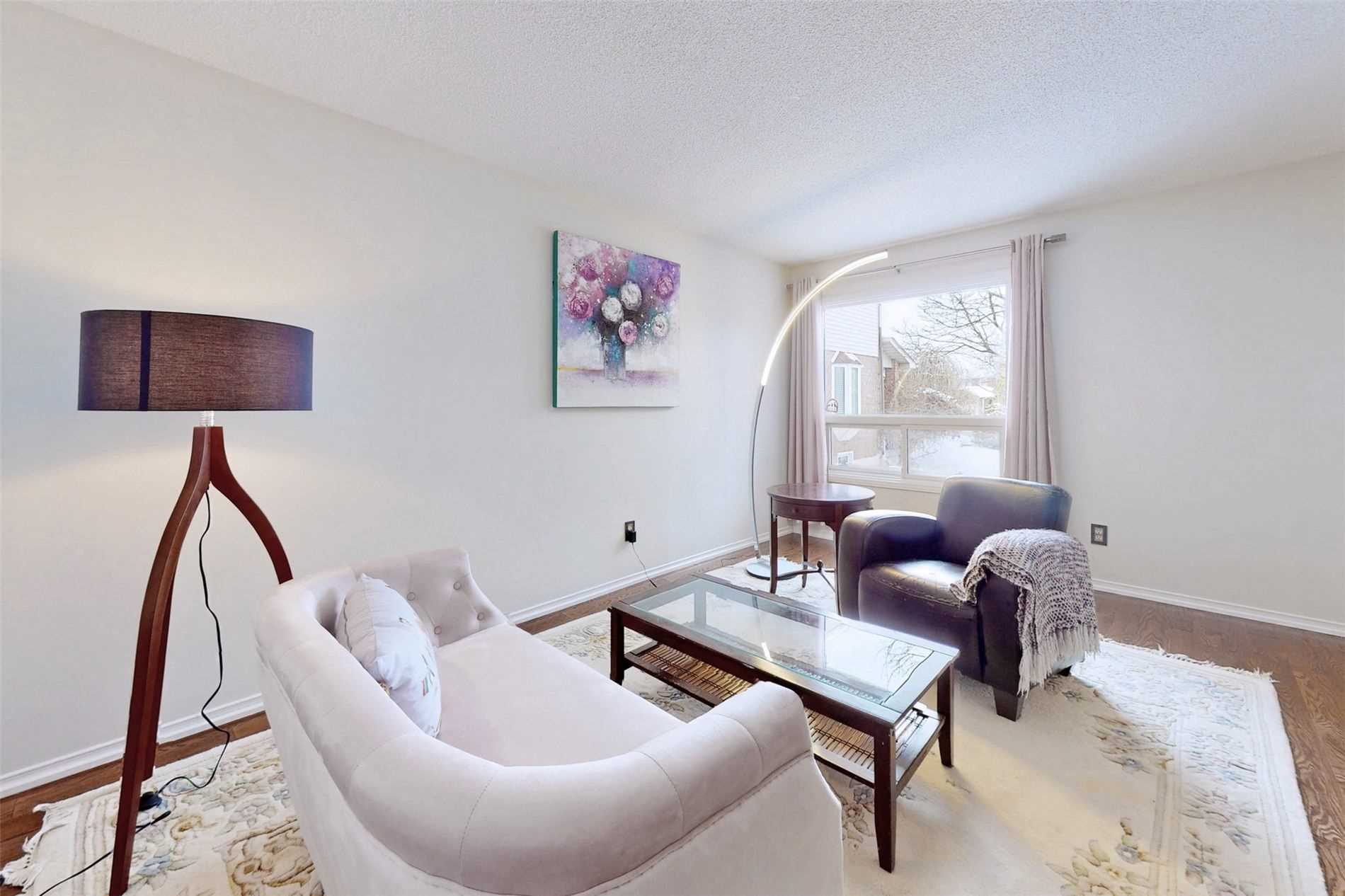 43 Walker Crescent