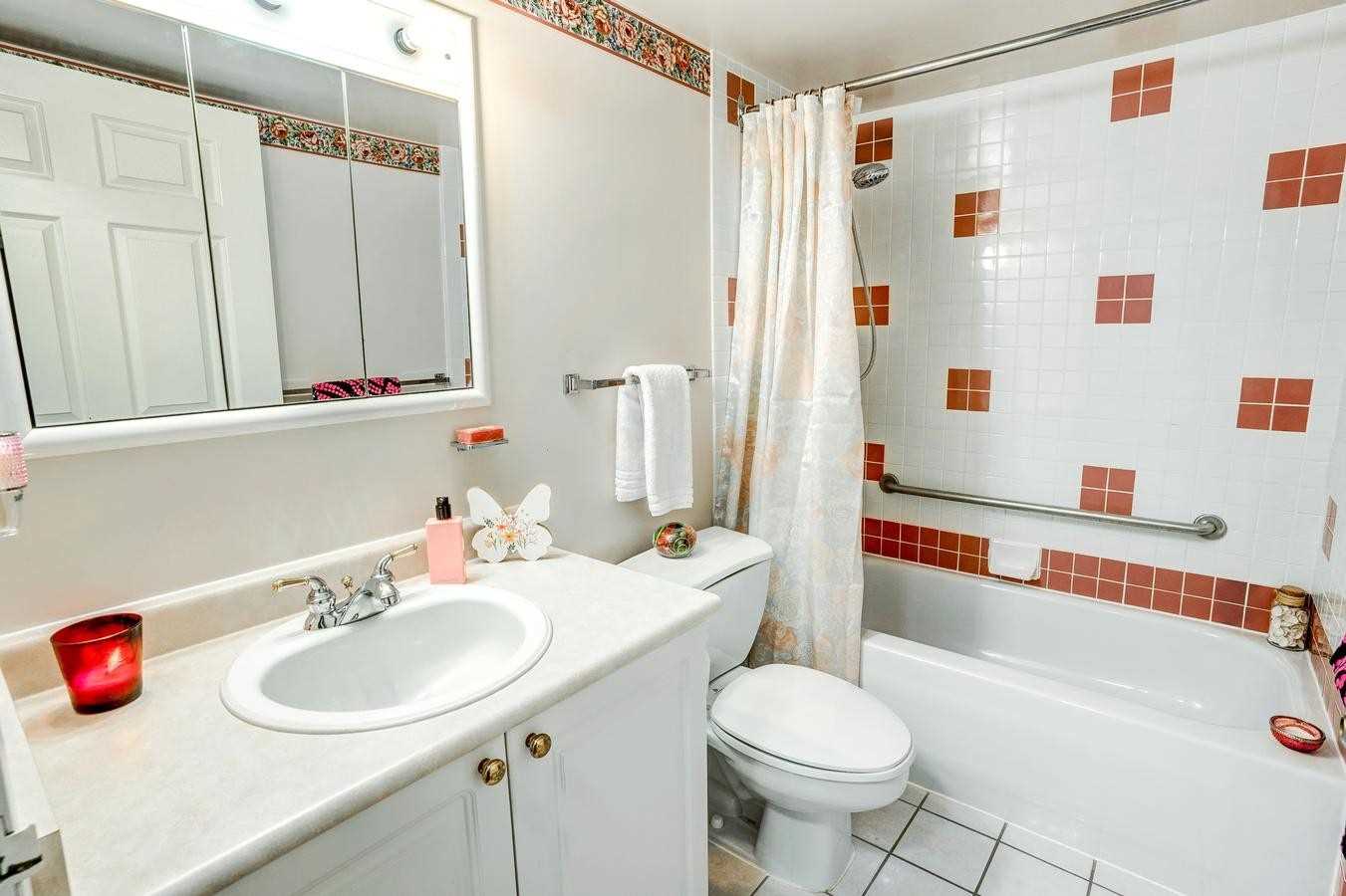 115 Bonis Ave, #316