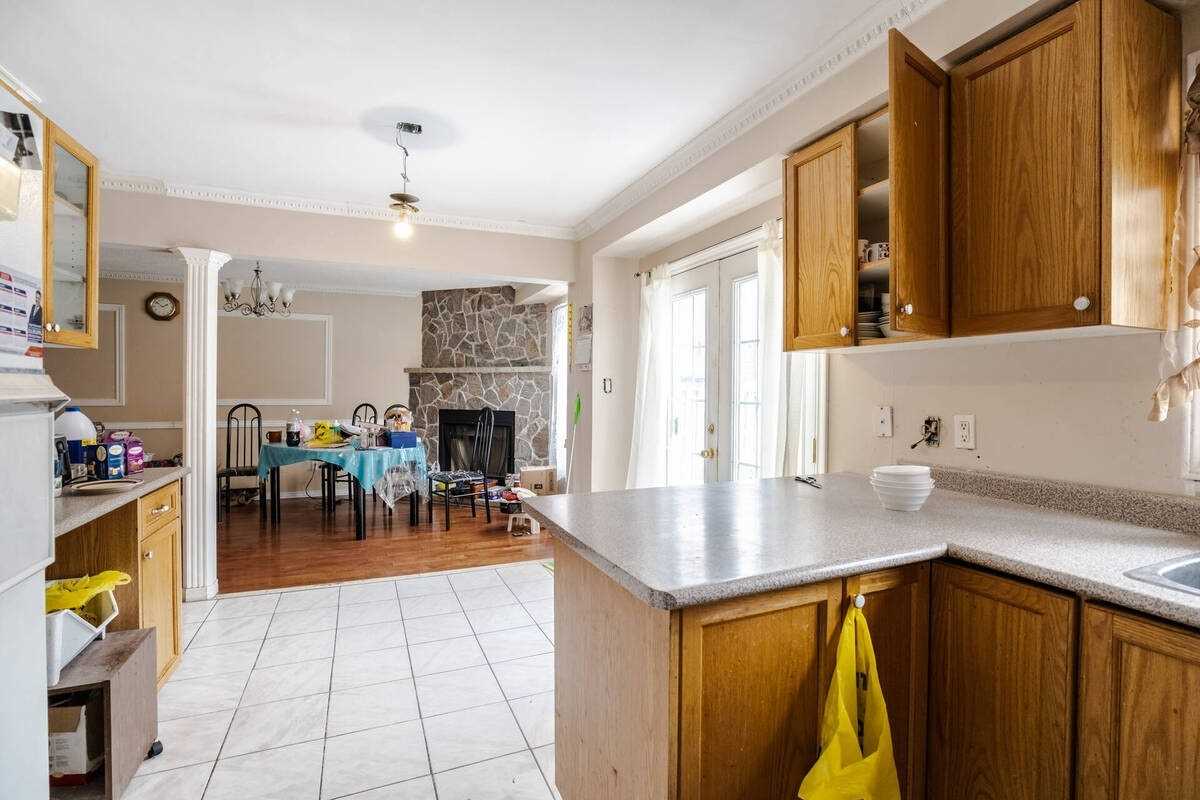 63 Darby Crt
