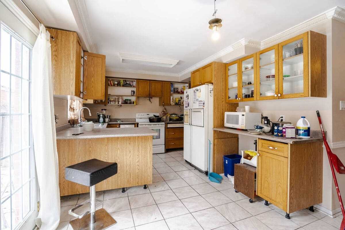 63 Darby Crt