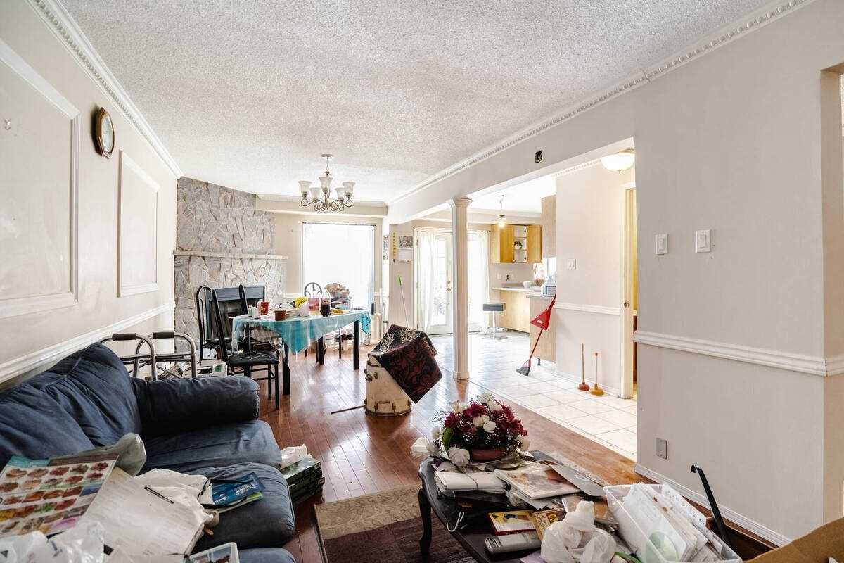 63 Darby Crt