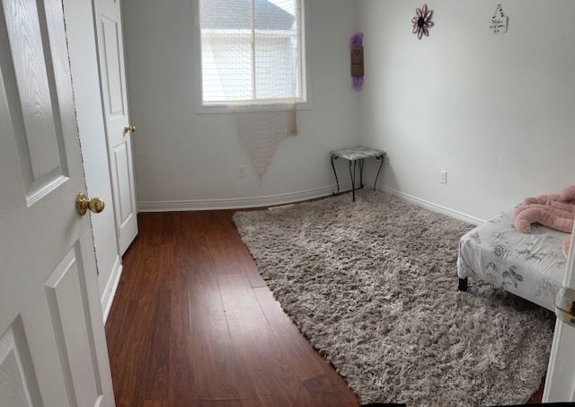 4 Brownstone Crescent