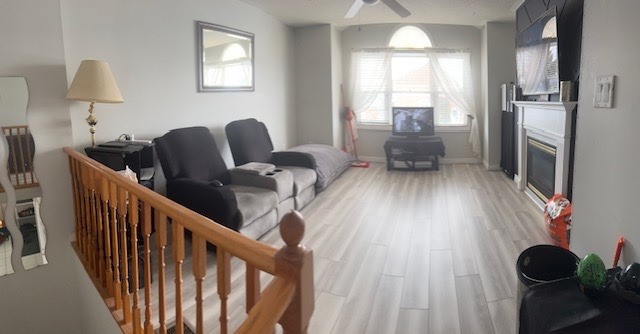 4 Brownstone Crescent
